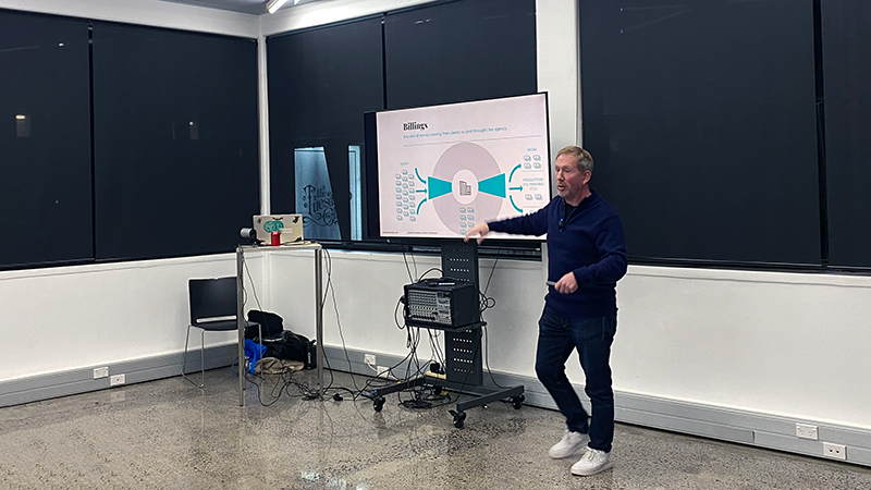 Understanding Finance - Simon